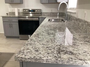 974 Derbyshire Dr in Kissimmee, FL - Building Photo - Building Photo