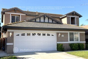 27555 Sierra Madre Dr in Murrieta, CA - Building Photo