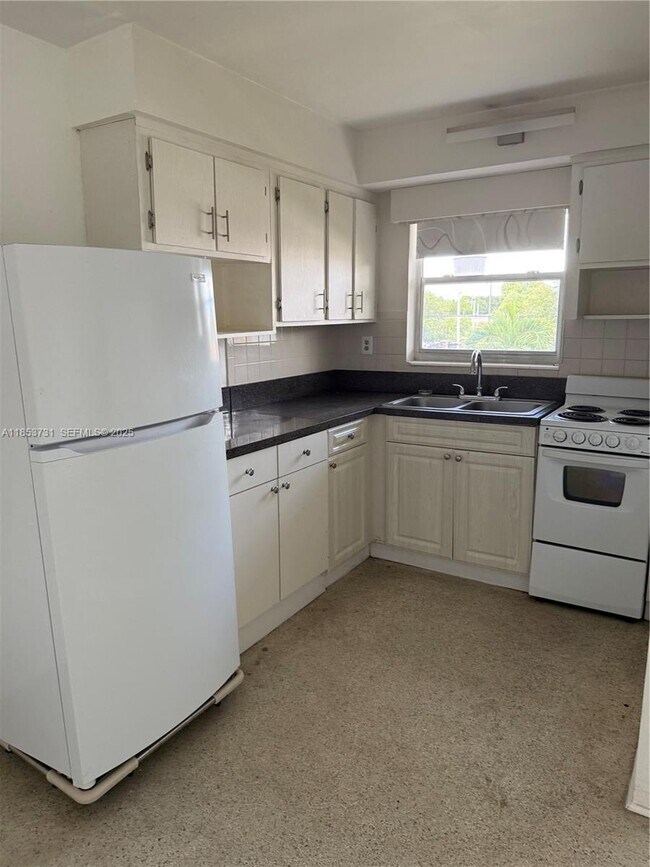 property at 519 SW 27th Ave