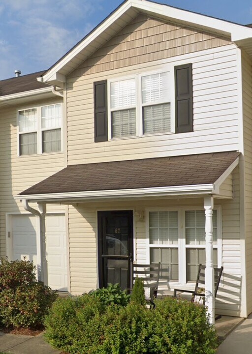 67 Farington Cir in Fletcher, NC - Building Photo