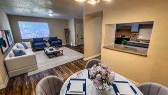 7019 Huntington Park Dr, Unit 1 Bedroom in New Orleans, LA - Building Photo