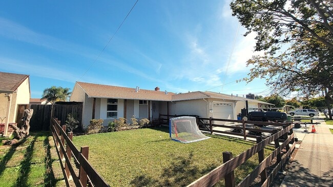 28022 Thackeray Ave in Hayward, CA - Building Photo - Building Photo