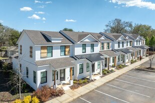 The Ridge in Tuscaloosa, AL - Building Photo