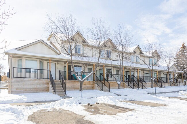 The Willows in Calgary, AB - Building Photo - Primary Photo