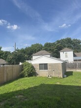 2141 Bradley Ave in Louisville, KY - Building Photo - Building Photo