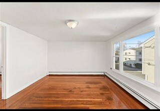 139 Dante St in Providence, RI - Building Photo - Building Photo