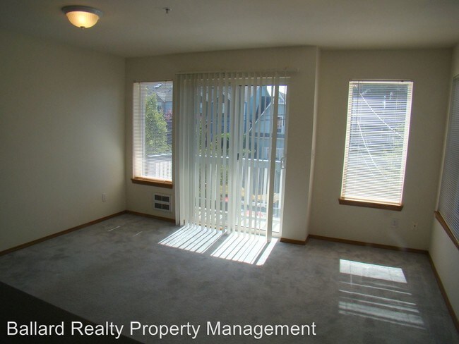 1550 NW 51st St in Seattle, WA - Foto de edificio - Building Photo