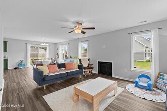 116 Scott-Jenkins Rd in Jacksonville, NC - Building Photo - Building Photo