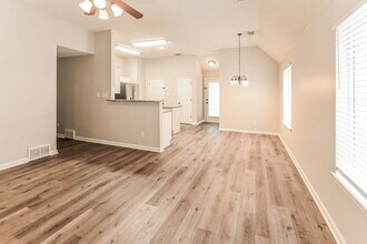 10253 Evening Hill Dr in Memphis, TN - Building Photo - Building Photo
