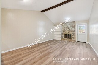 3209 Castle Rock Rd in Oklahoma City, OK - Building Photo - Building Photo