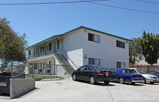 3702 Hilltop Dr in Lemon Grove, CA - Building Photo