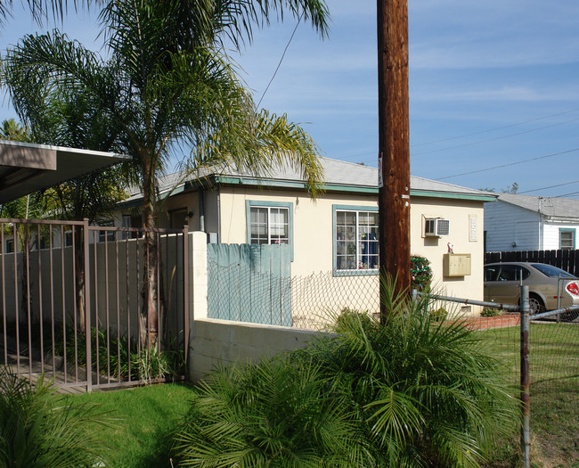 532-538 E Lexington Ave in El Cajon, CA - Foto de edificio - Building Photo