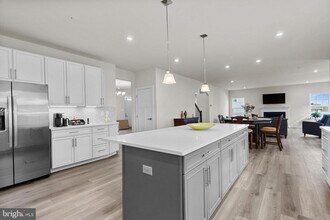 12105 Empire Ln in Fort Washington, MD - Building Photo - Building Photo