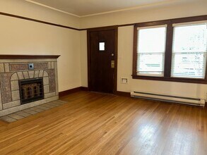 3603 42nd Ave SW in Seattle, WA - Building Photo - Building Photo