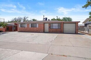4908 Royal Dr in El Paso, TX - Building Photo