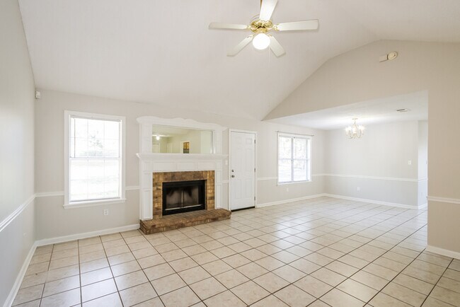 3422 Nance Blvd in Hephzibah, GA - Foto de edificio - Building Photo