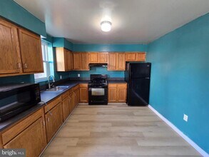 1805 S 5th St in Philadelphia, PA - Building Photo - Building Photo