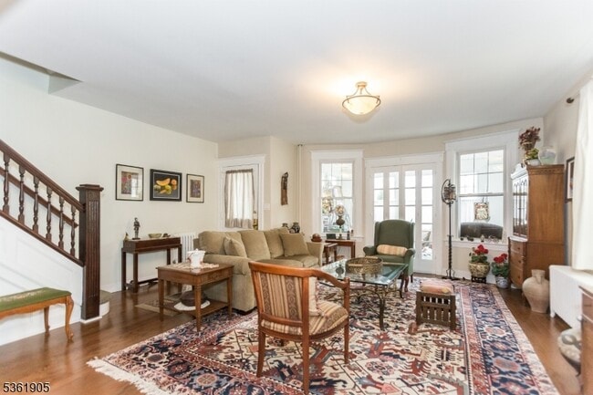 66 Essex Ave in Glen Ridge, NJ - Building Photo - Building Photo