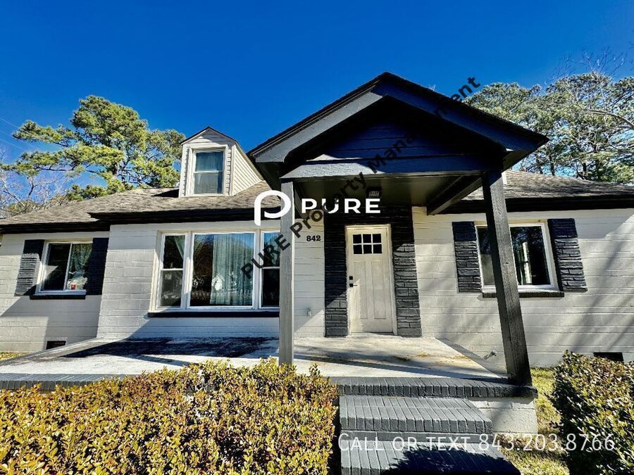 842 White Oak Dr in Charleston, SC - Building Photo