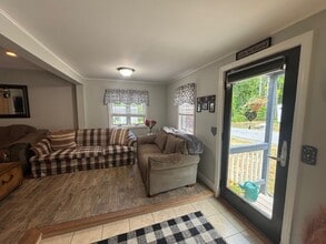 6 Neal Shore Rd in Meredith, NH - Building Photo - Building Photo
