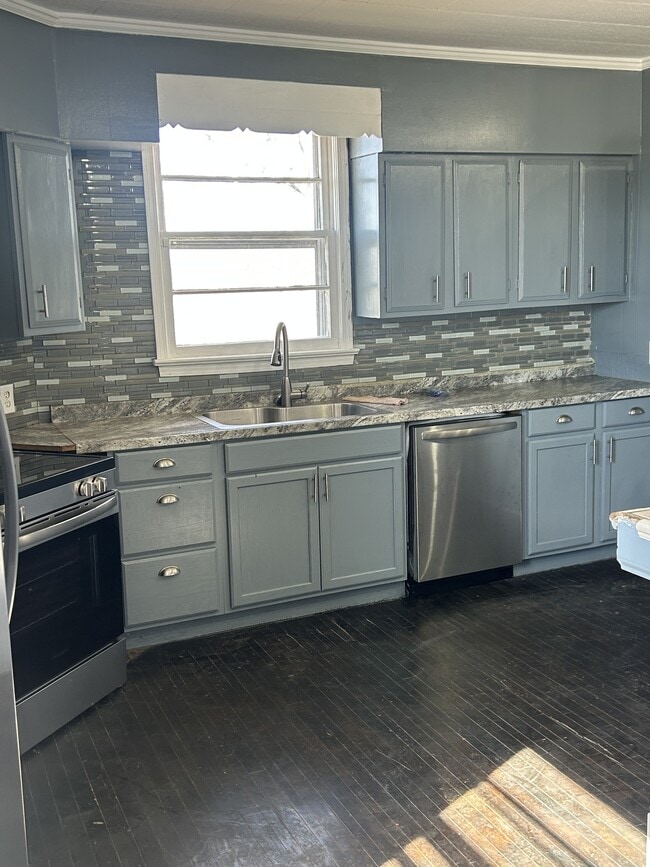 4200 Cox Mill Rd in Hopkinsville, KY - Building Photo - Building Photo