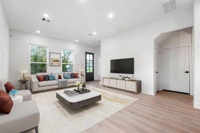 property at 751 Dumble St
