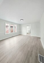 2643 Sullivant Ave in Columbus, OH - Building Photo - Building Photo