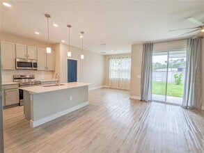 7295 Minardi St in North Port, FL - Building Photo - Building Photo