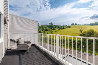 Community View Apartments in Morrisville, NY - Foto de edificio - Building Photo