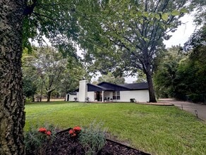 13356 FM 2710 in Lindale, TX - Building Photo - Building Photo