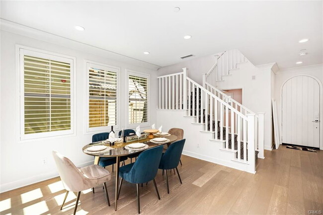 331 Laurel in Lake Forest, CA - Building Photo - Building Photo
