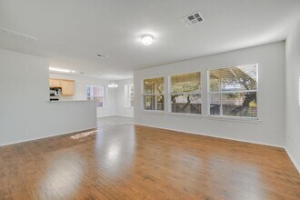 3800 Brownstone Cove in Round Rock, TX - Building Photo - Building Photo