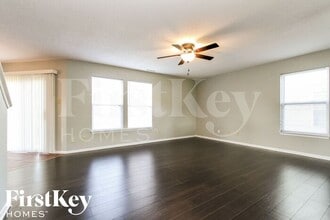 10342 Fairmont Ln in Indianapolis, IN - Building Photo - Building Photo