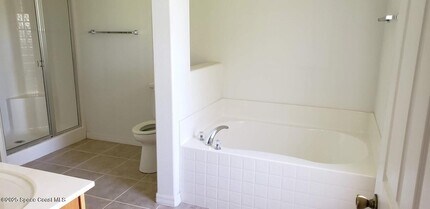 2078 Maeve Cir in West Melbourne, FL - Building Photo - Building Photo