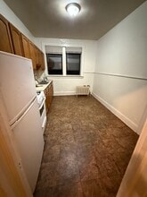 403 Chestnut St, Unit B5 in Roselle Park, NJ - Building Photo - Building Photo