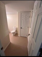 125 Hickok St, Unit 1 in Winooski, VT - Foto de edificio - Building Photo