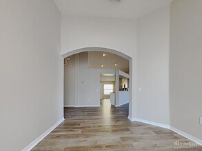 10041 Creek Bluff Dr in Riverview, FL - Building Photo - Building Photo