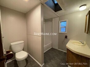 133 Harrison St in Pittsfield, ME - Building Photo - Building Photo