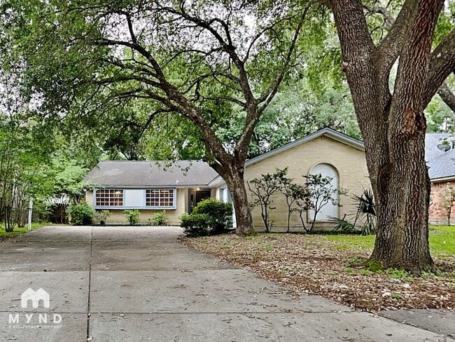 property at 3430 Deer Valley Dr