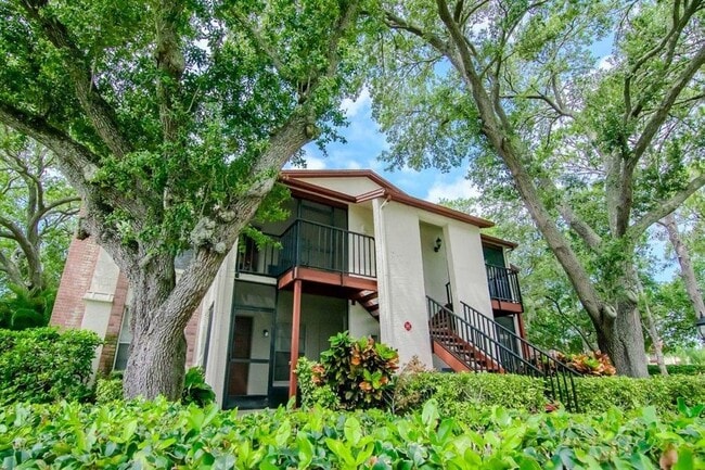 3455 Countryside Blvd in Clearwater, FL - Building Photo - Building Photo