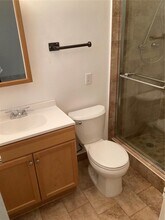 812 NE 2nd St, Unit 1 in Hallandale Beach, FL - Building Photo - Building Photo