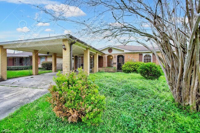 3131 Hartsville Rd photo'