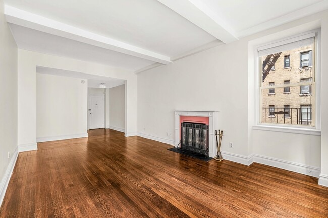 71 Park Ave in New York, NY - Building Photo - Building Photo