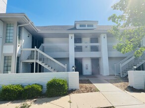 21 Rock Apartments in Wichita, KS - Building Photo - Building Photo