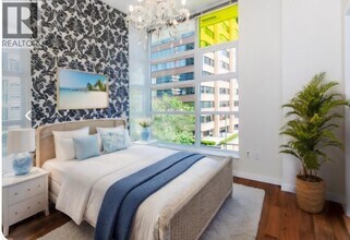 1205 Howe St in Vancouver, BC - Building Photo - Building Photo