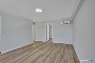 192 Hartford Rd in Manchester, CT - Building Photo - Building Photo