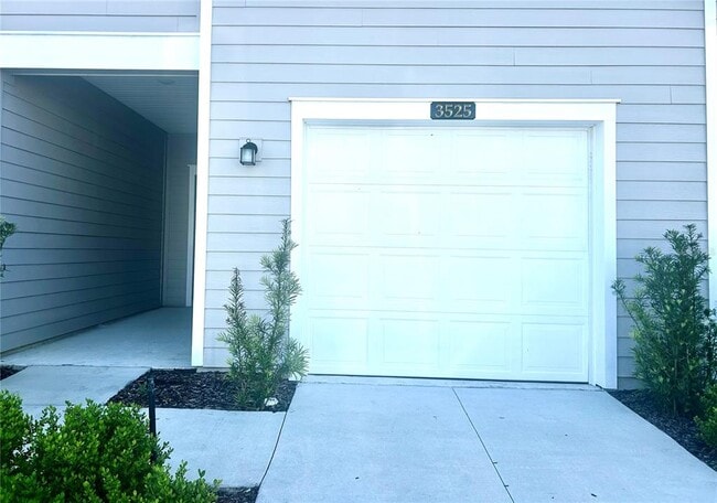 3525 SE 37th Ave Rd in Ocala, FL - Building Photo - Building Photo