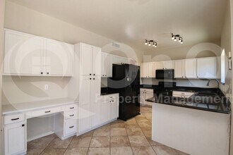 3845 W Charlotte Dr in Glendale, AZ - Building Photo - Building Photo