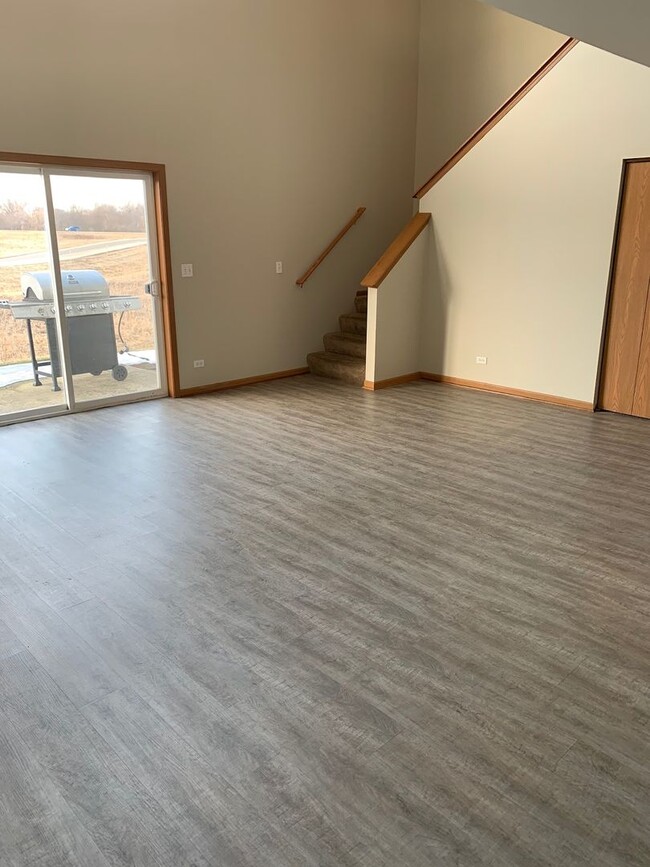 property at 1615 W Chrysler Dr