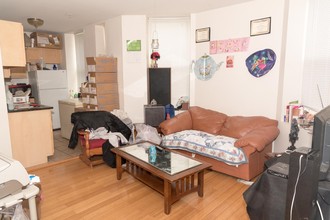 2431 Lakeview Ave in Baltimore, MD - Building Photo - Interior Photo